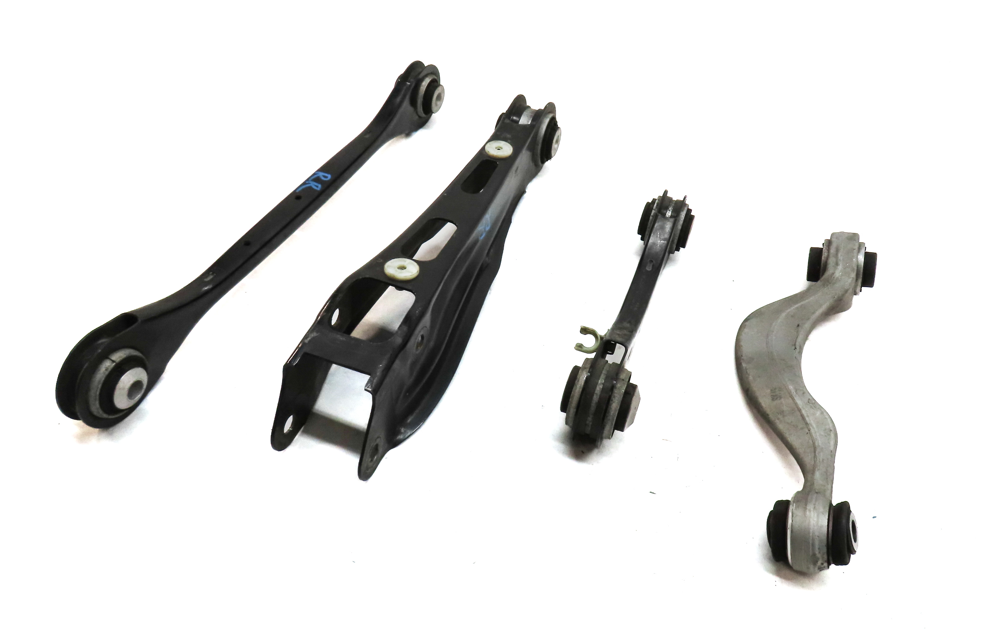 18-23 BMW X3 X4 X4M (F98 G01 G02) REAR RIGHT PASSENGER SIDE CONTROL ARM SET 4 — exact item pictured